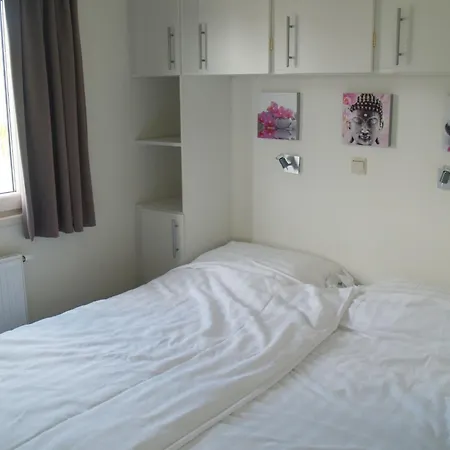 Detached With Dishwasher Susteren