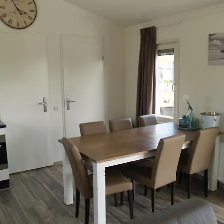 Detached With Dishwasher *